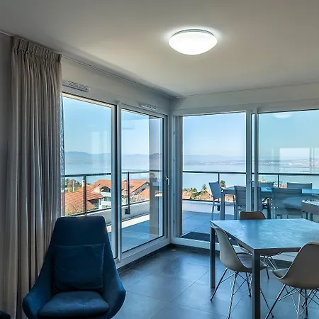 Splendid 3-room With Panoramic View * Neuvecelle