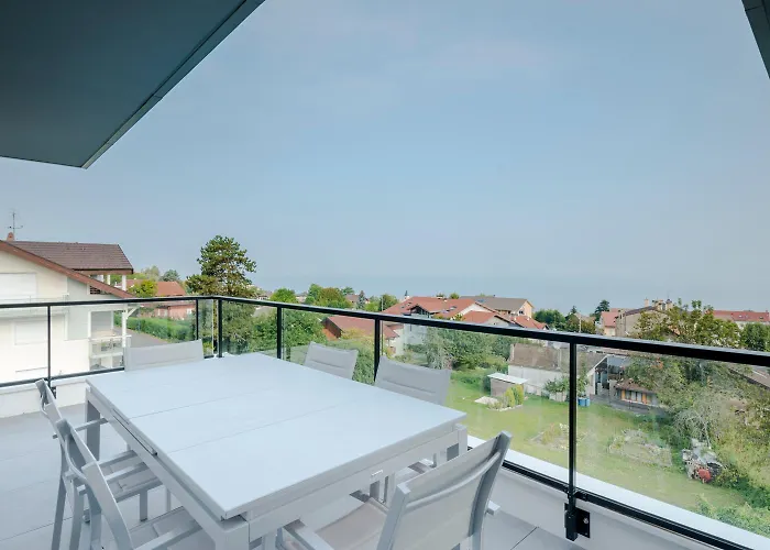 Splendid 3-room With Panoramic View דירה Neuvecelle