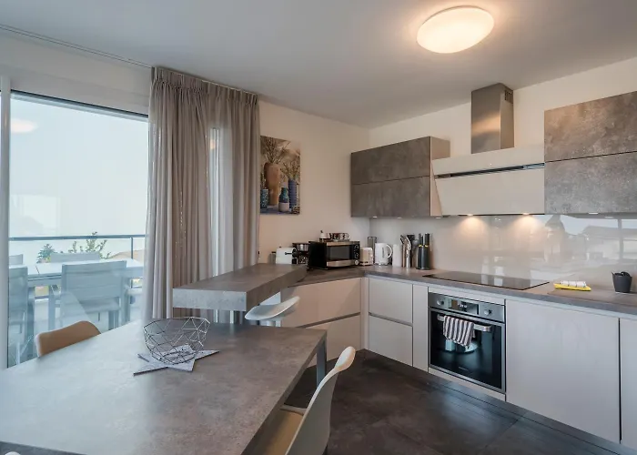 Splendid 3-room With Panoramic View דירה Neuvecelle